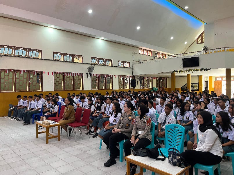 Polwan Polda Sulteng Gelar Police Goes To School Sambut Hari Jadi ke-76*
