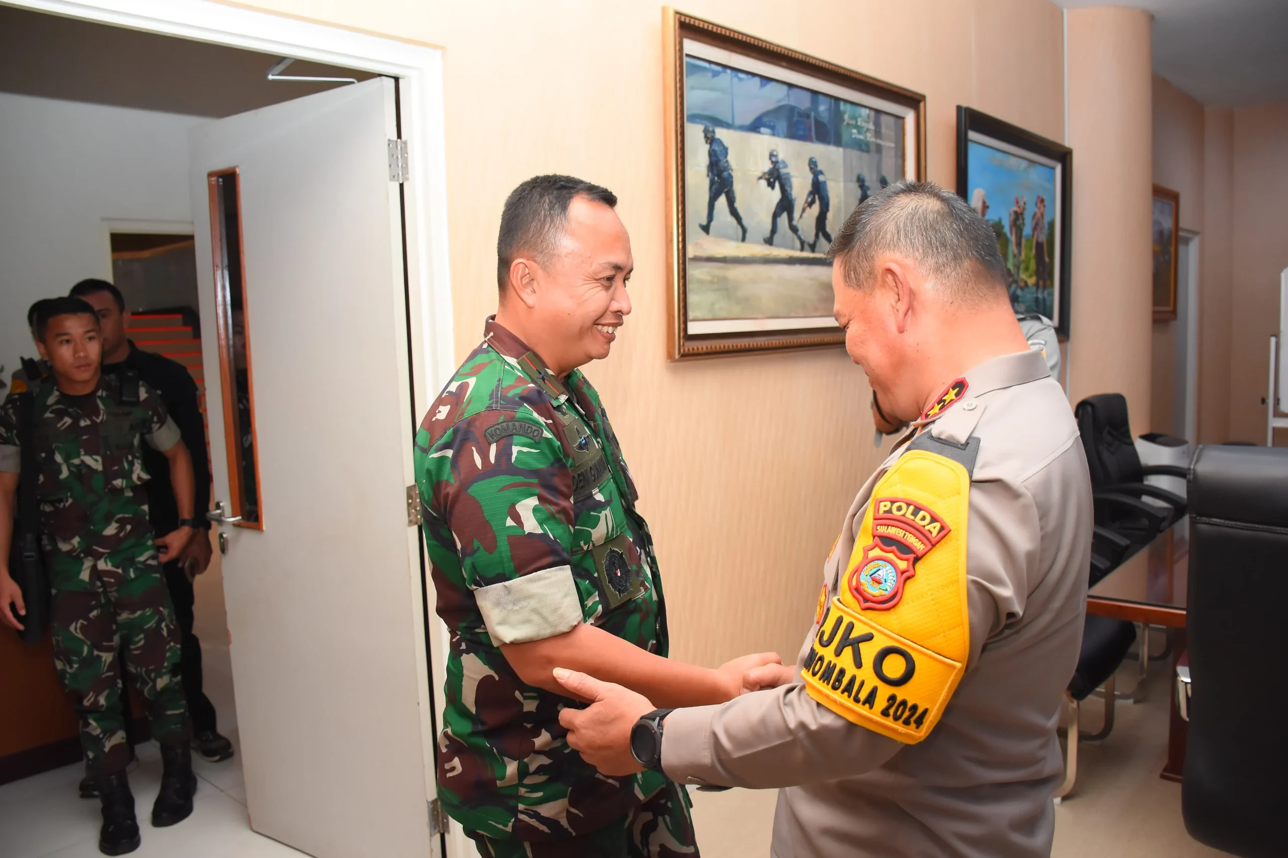 Kapolda Terima Kunjungan Silaturahmi Danrem 132 Tadulako Brigjen TNI Deni Gunawan*