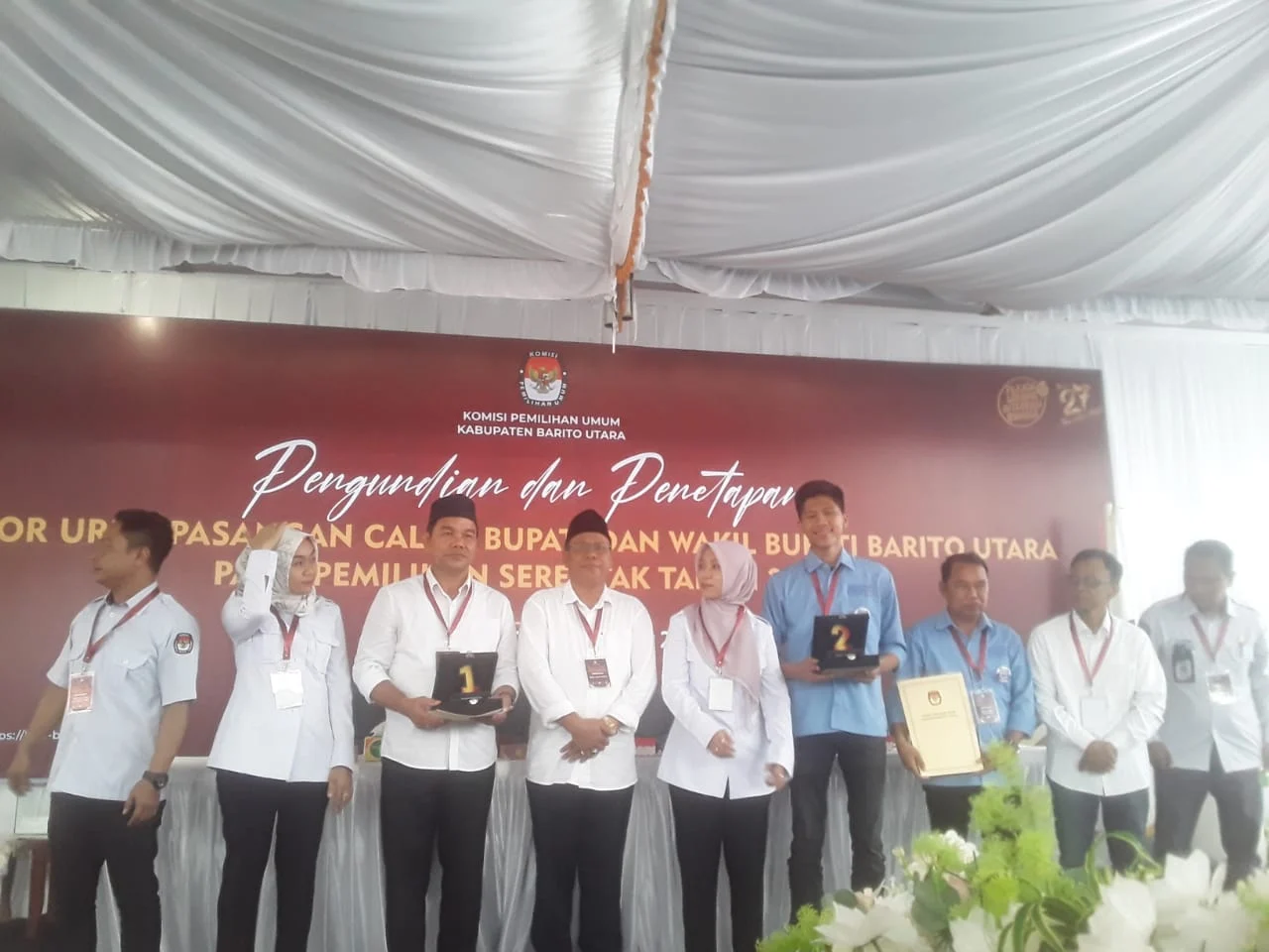 PENCABUTAN ,PENGUDIAN NOMOR URUT PASLON CAWABUP, CABUP BARITO UTARA KAL TENG
Kabupaten