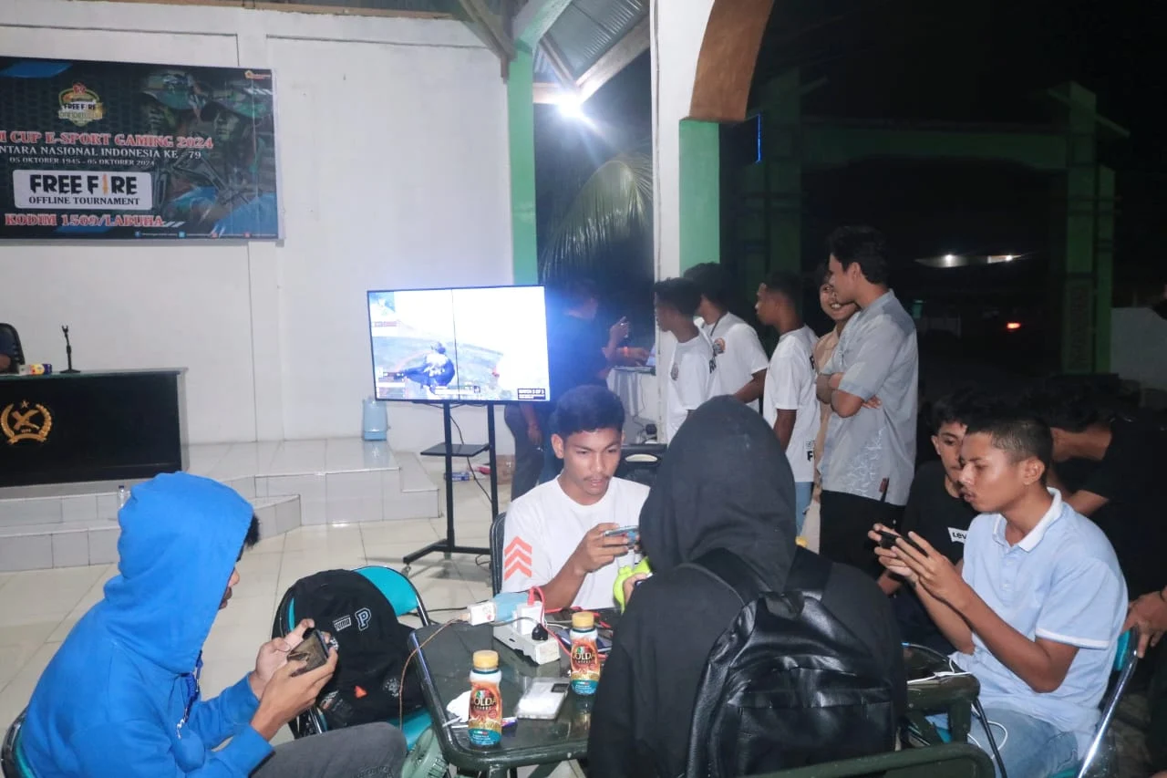 Memperingati HUT TNI Ke 79, Turnamen E-Sport Freefire Kodim 1509/Labuha Diserbu Para Gamers.
