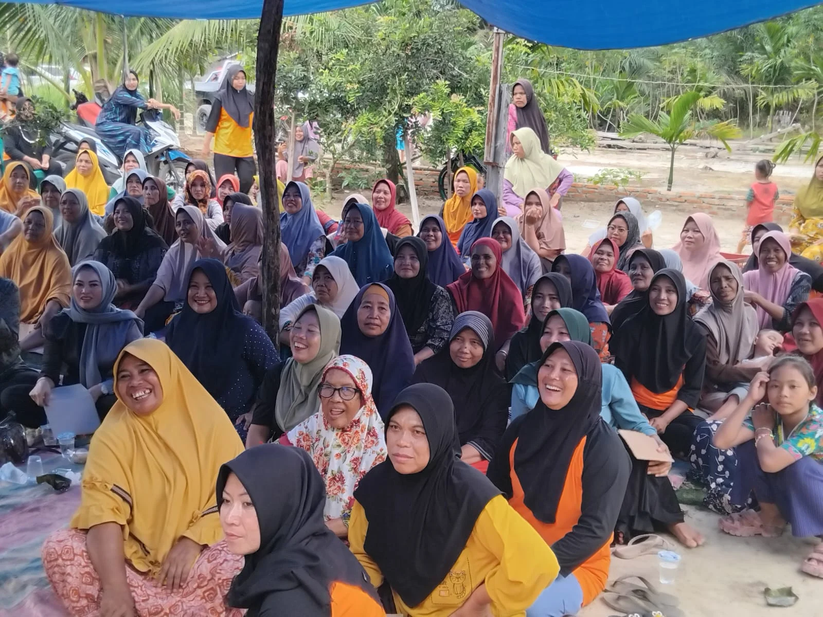 Kampanye Dialogis Paslon 'Bijak' di Bangko Pusako, Warga Dukung Penuh No Urut 2
