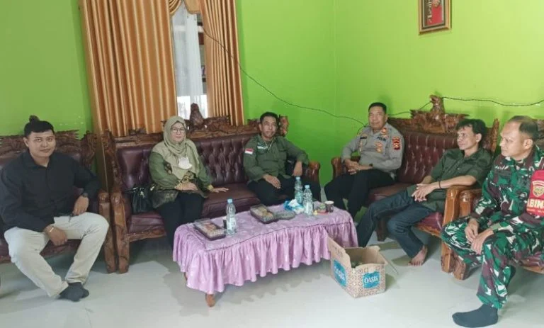 Polsek Sosoh Buay Rayap Ciptakan Pilkada Oku yang sejuk dan damai khususnya di wilayah Kec. Sosoh Buay Rayap