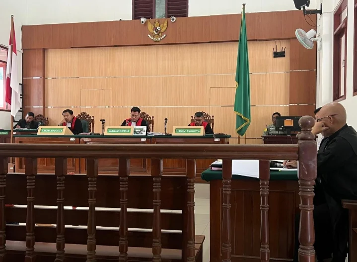 Sidang, Perkara Kasus  Eronius Di kabupaten Kutai Barat Kalimantan Timur.