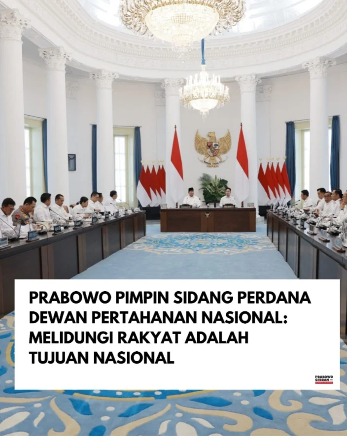 Presiden RI Prabowo Subianto mempimpin sidang perdana Dewan Pertahanan Nasional
