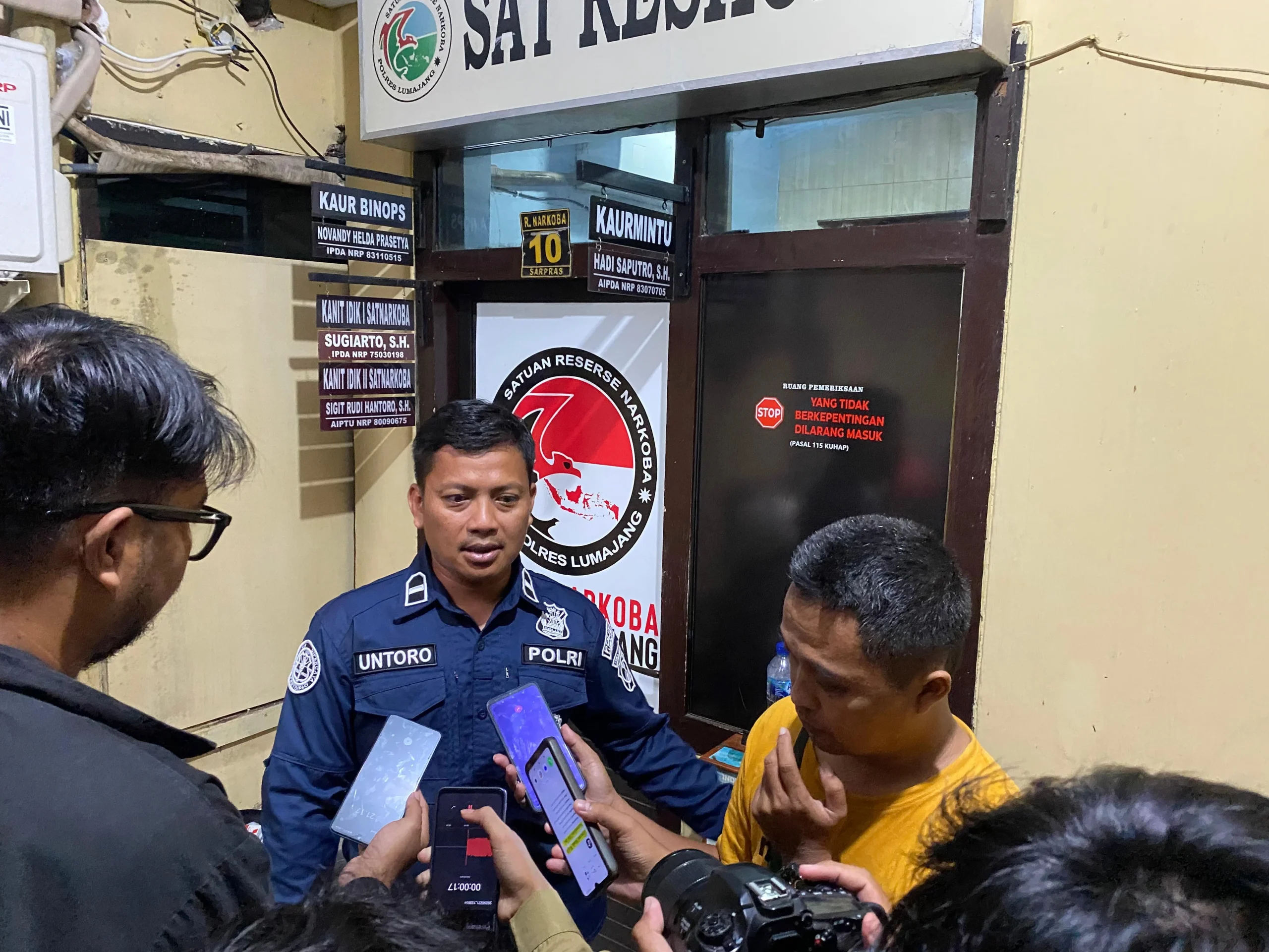 Polres Lumajang Tangkap Lima Tersangka Terkait Peredaran Ganja, Sita 1 Kilogram Narkoba