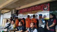 IMG-20250222-WA0123 Kapolres Asahan AKBP Afdhal Junaidi beserta kasat narkoba AKP Mulioto dan jajaran gagal kan senpi dan narkoba di Asahan
