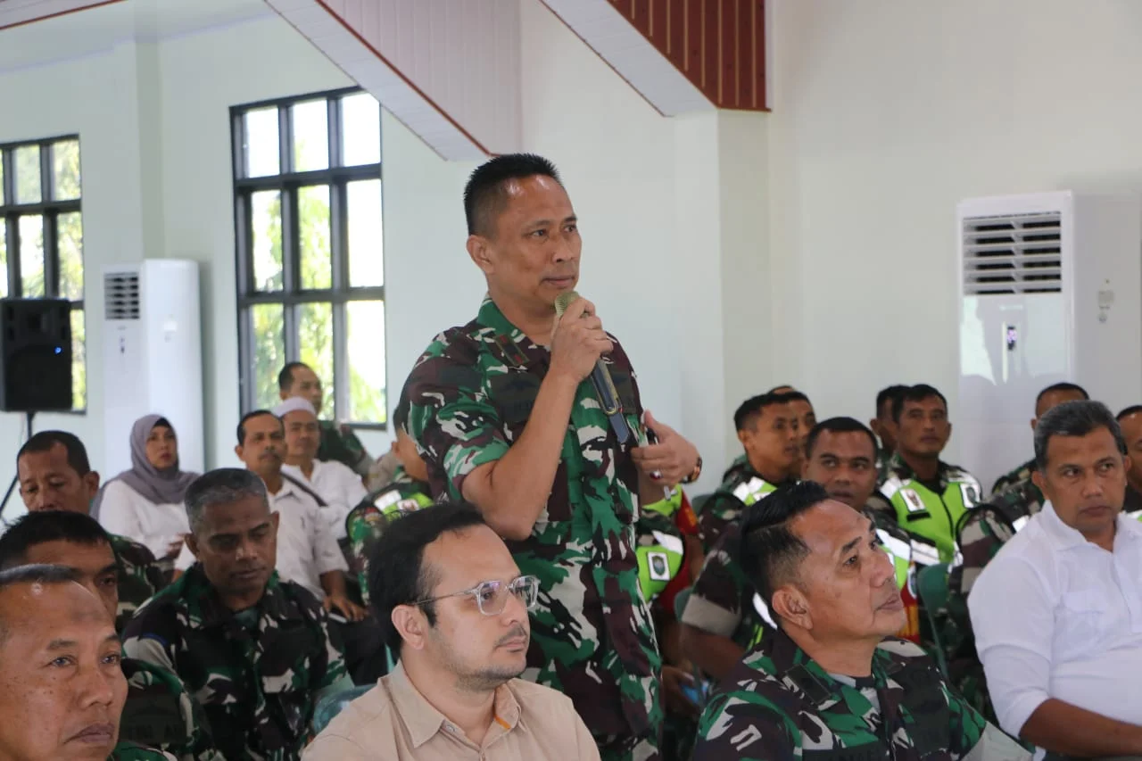 Aster Kasdam IM dan Kabulog Aceh Gelar Rapat Koordinasi Percepatan Serapan Gabah di Makodim 0104/Aceh Timur
