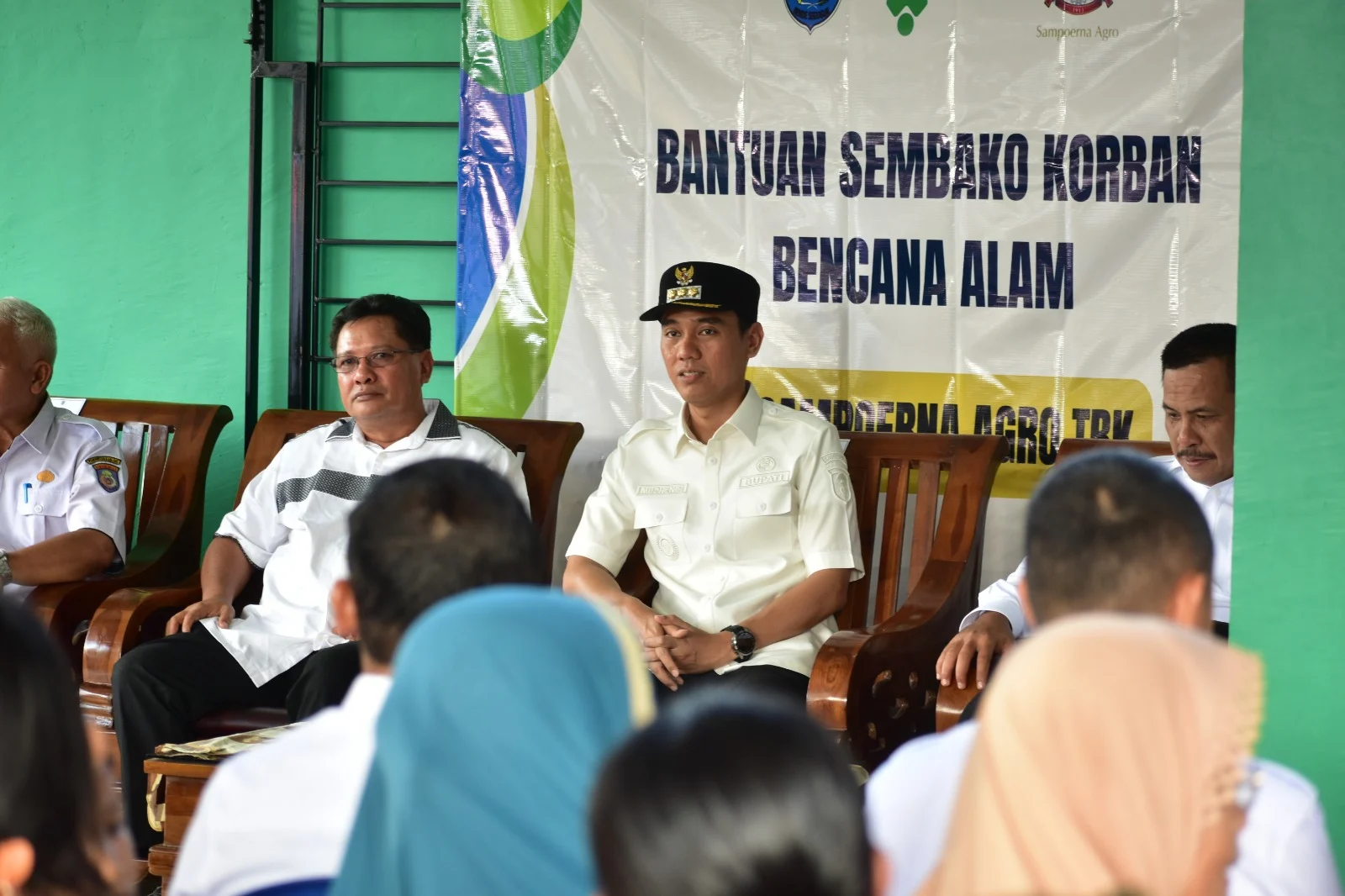 Pemkab OKI – PT Sampoerna Agro Salurkan Bantuan
Kepada Warga Terdampak Banjir di Pematang Panggang
Kamis,13 maret 2025