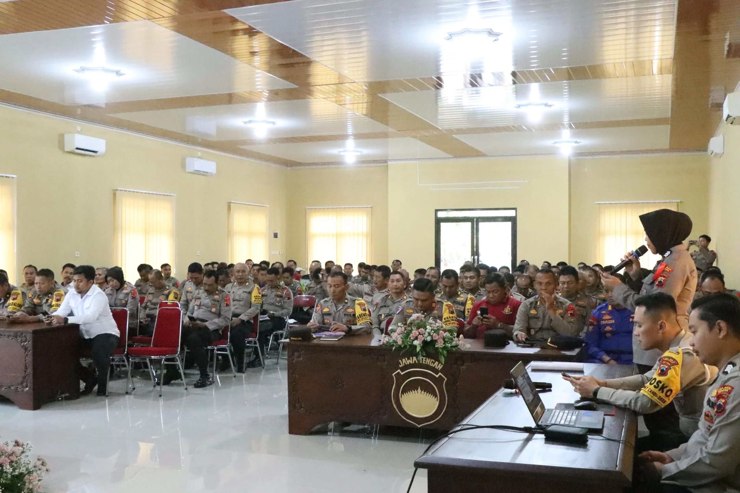 Kesiapan Hadapi Pengaman Arus Mudik Hari Raya Idul Fitri, Polres Jepara Gelar Latpraops Ketupat Candi 2025