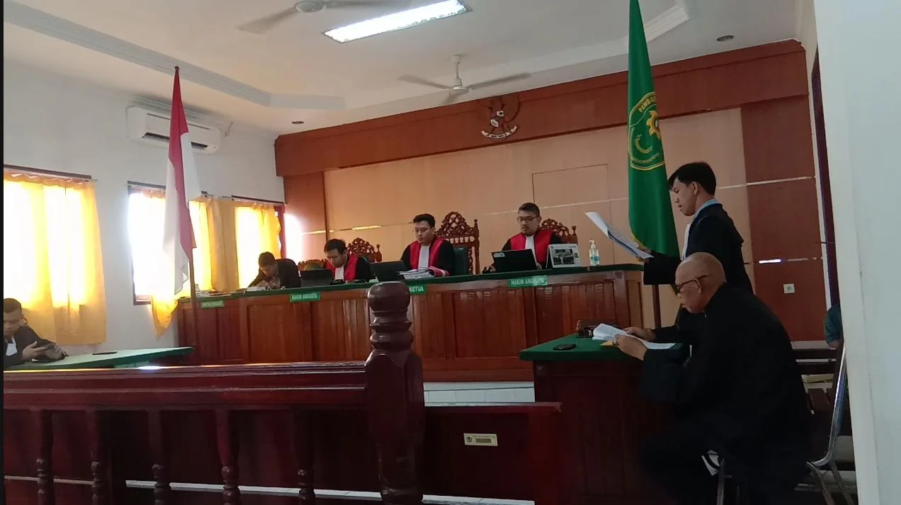 Pembacaan Sidang Pledoy Advocat, Yahya Tonang,Penasehat Hukum Eronius Tenaq.