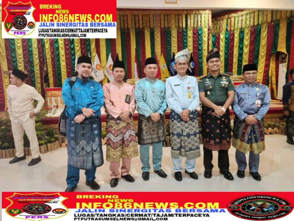 Mewakili Bupati Kampar, Staff Ahli Ridel Fitri Hadiri Rapat Paripurna Istimewa Dalam Rangka Hari Jadi Kabupaten Indragiri Hulu yang ke-69.