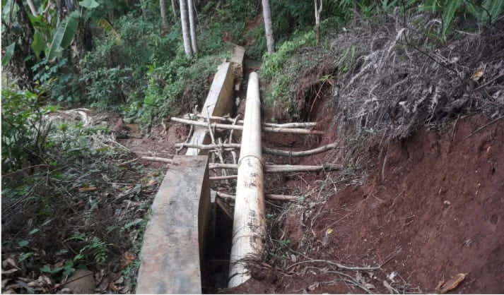 DESA BUNTER, SUKADANA,MINTA PERHATIAN DINAS TERKAIT.  KELUHKAN IRIGASI SUNGAI CIBITUNG YANG RUSAK DAN PERLU PERBAIKAN.
