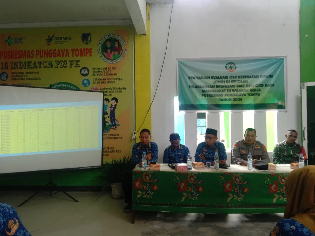 Kapus Punggava Tompe Serenja Adwan, SKM, Mengadakan Giat Evaluasi CKG Di Ruang Kantor Puskesmas Punggava Tompe Serenja, Berjalan Lancar Dan Aman
