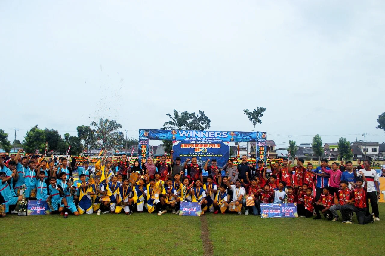 Turnamen Sepak Bola Antar Pelajar HUT ke-80 Korps Brimob di Tebing Tinggi Resmi Ditutup