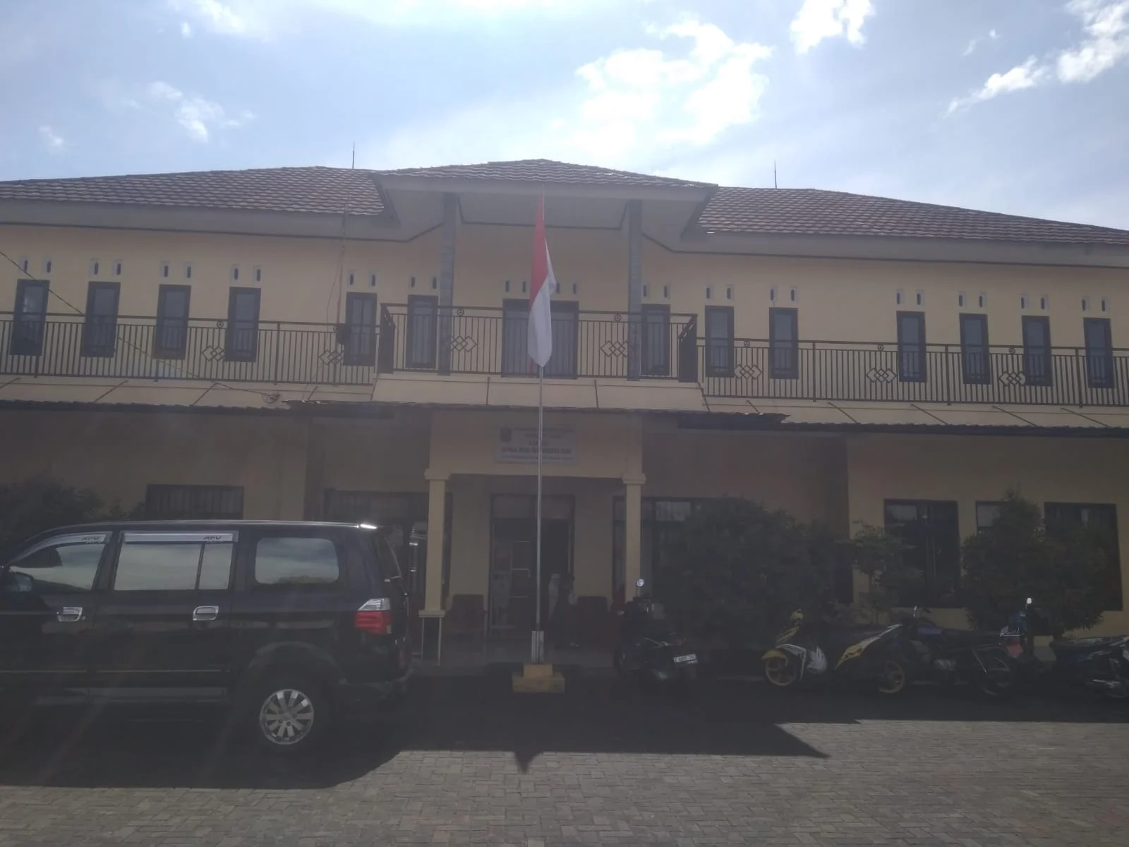 Kegiatan Rehabilitasi Jalan Lingkungan Rt.005 Rw.002 Dusun Warung Kulon Desa Imbanagara Raya
