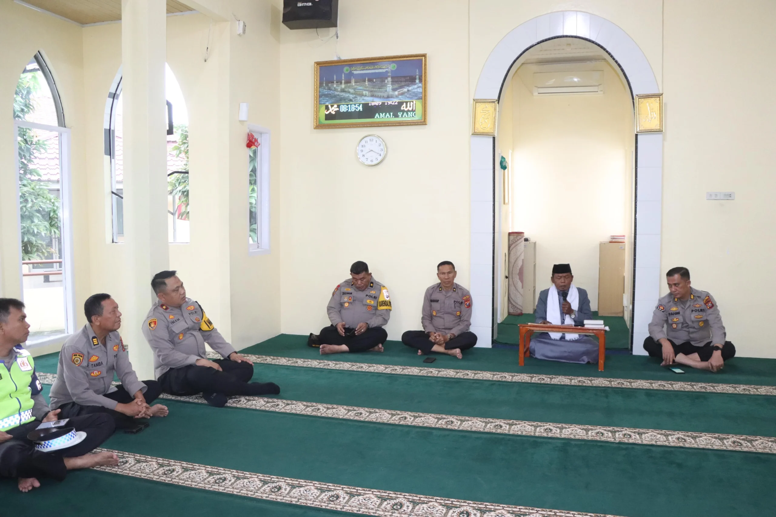 Polres Batu Bara Melaksanakan Kegiatan Pembinaan Rohani dan Mental ( Binrohtal )
