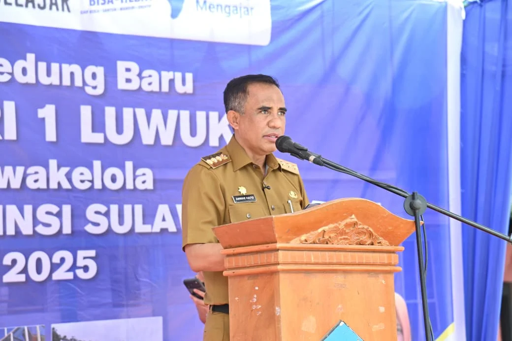 *Gubernur Anwar Hafid Resmikan Gedung Baru SMK Negeri 1 Luwuk*