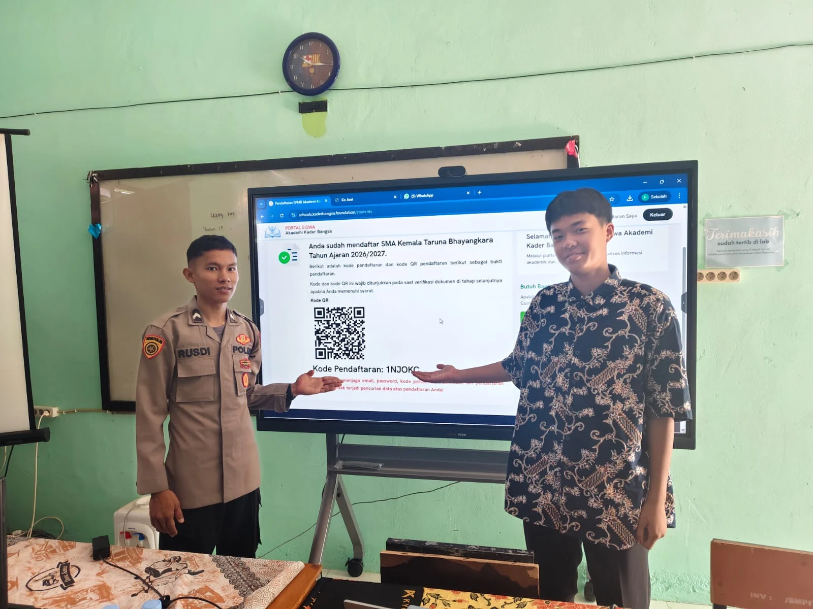 Kabag SDM Polres Bangka Barat Tekankan Komitmen Jemput Bola Dukung Pendaftaran SMA Kemala Taruna Bhayangkara