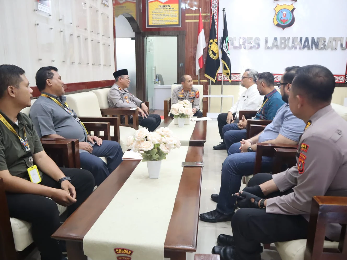 Kapolres Labuhanbatu AKBP Wahyu Endrajaya  Terima Kunjungan Silaturahmi BPN Labuhanbatu