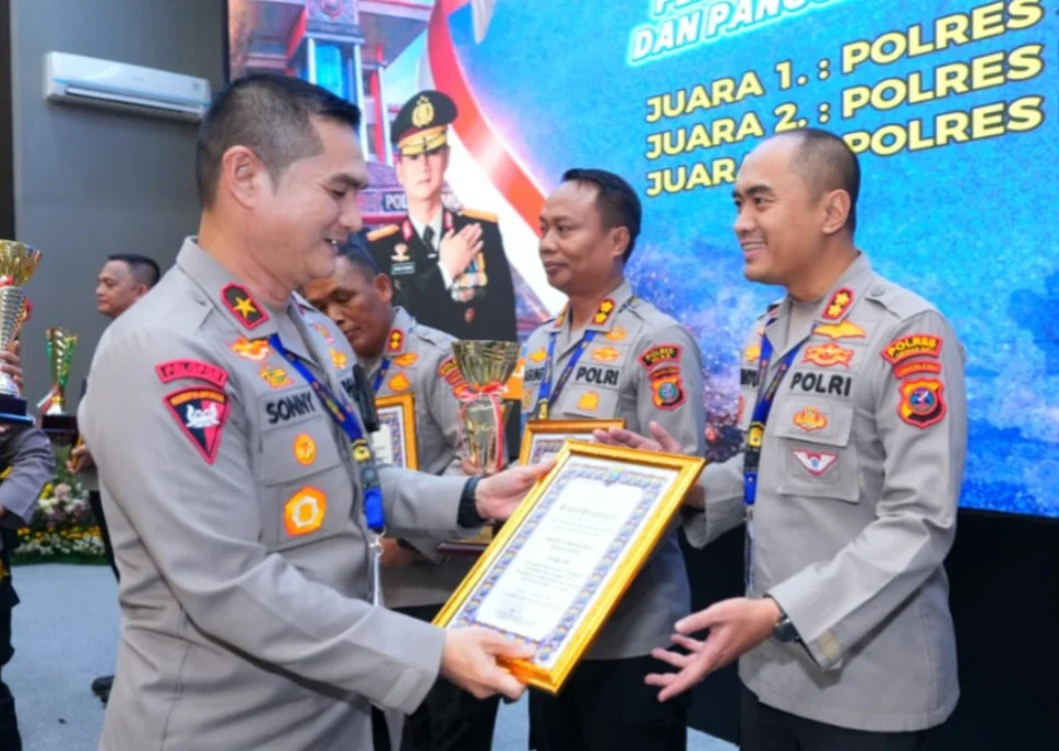 Kapolres Labuhanbatu Raih Penghargaan dari Kapolda Sumut atas Respons Cepat Layanan 110.