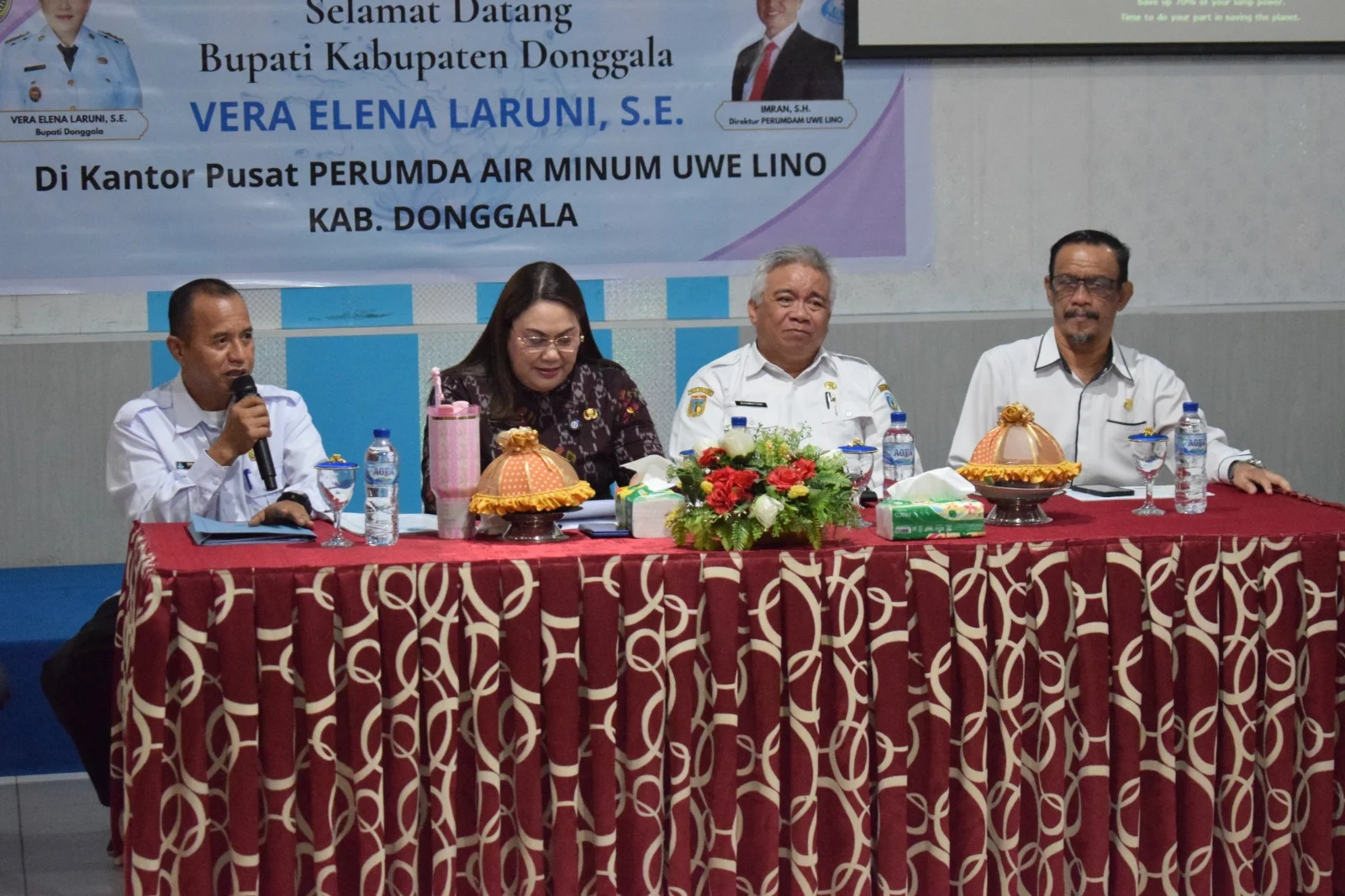 Direktur Perumda Uwe Lino Kabupaten Donggala Imran, SH, Tahun 2026 Melakukan Peningkatan  Perbaikan  Pelayanan pada Pelanggan PDAM, Dan Bekerja sama Dengan Pemerintah Desa Lebih Baik Lagi.