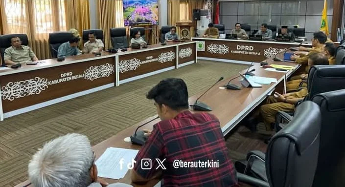 Persoalan penyerapan tenaga kerja lokal dan transparansi program Pemberdayaan Masyarakat (PPM) menjadi sorotan tajam dalam Rapat Dengar Pendapat (RDP) yang digelar DPRD 