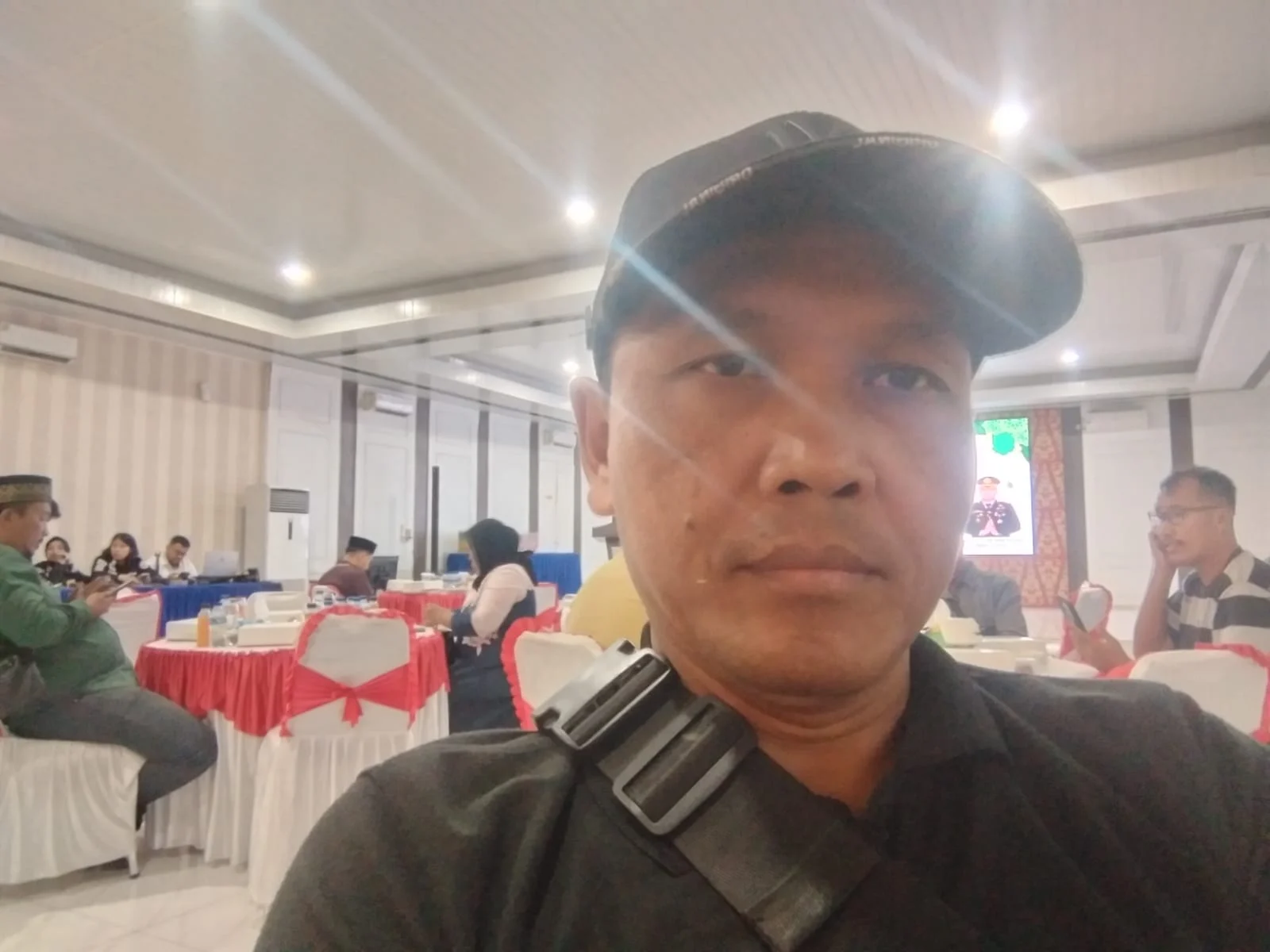 Kapolres Asahan AKBP Revi Nurrvelani Buka Puasa. Bersama dengan Awak Media