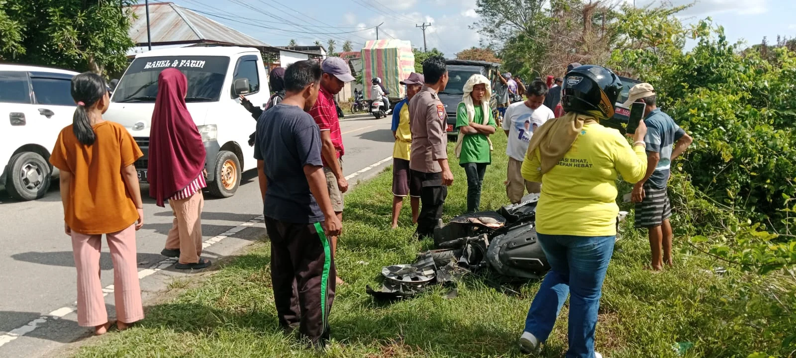 Hindari Lubang di Jalan Trans Sulawesi, Avanza dan Nmax Bertabrakan di Kasimbar: Pengendara Motor Tewas di Tempat