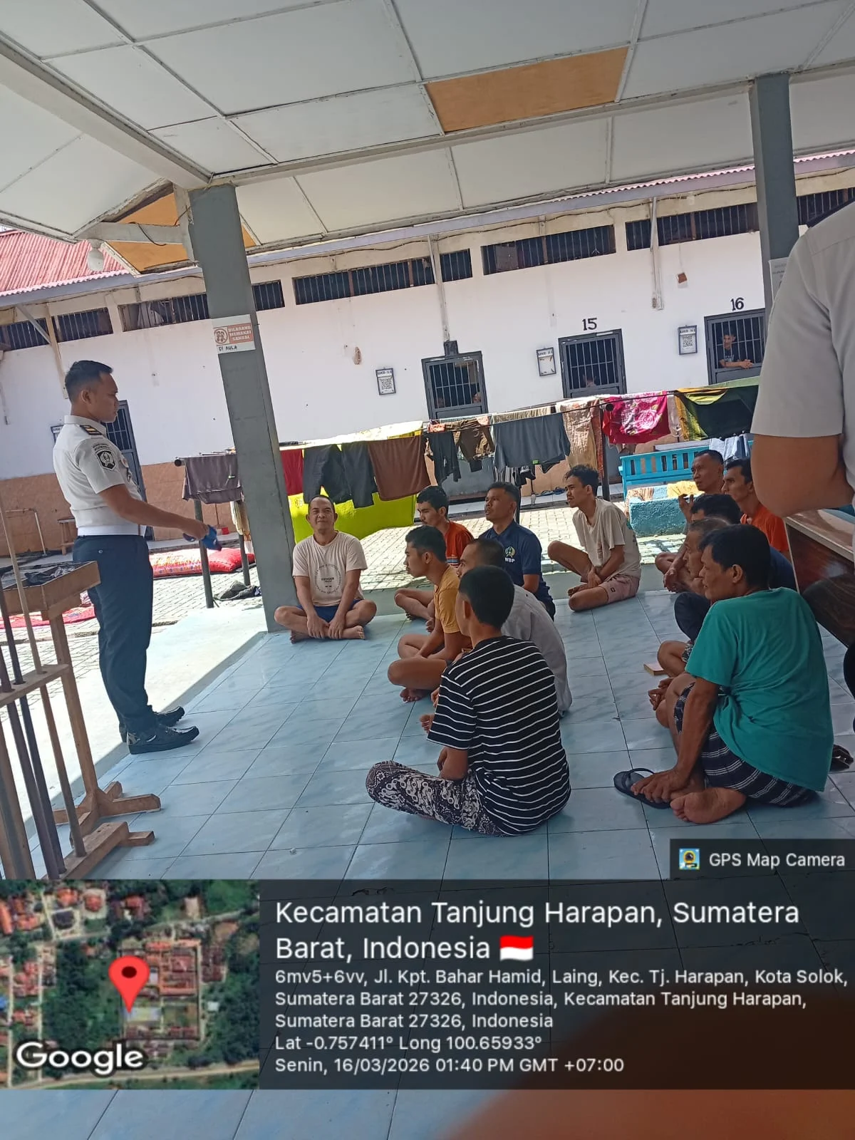Menjelang Hari Raya Idul Fitri, Lapas Solok Intensifkan Razia Blok Hunian dan Pengecekan Sarpras Keamanan.