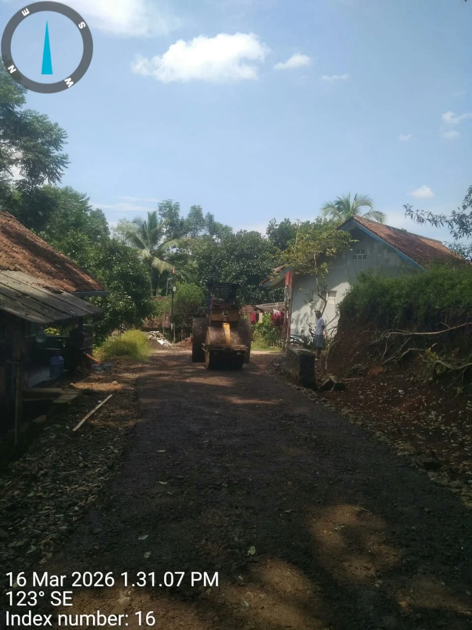 Kegiatan Pengaspalan Penghubung Desa Cisadap Dan Desa Sindangsari Yang Alhamdulilah Sudah Terealisasi