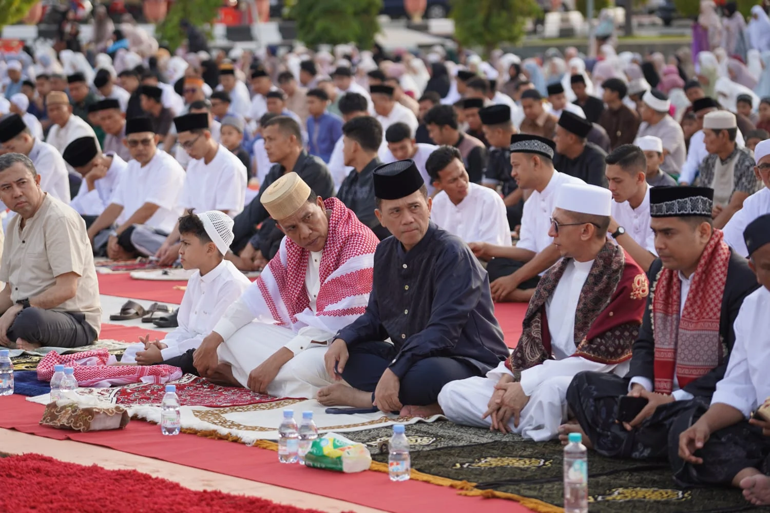 *Sinergi Polri dan Masyarakat, Polda Sulteng Gelar Sholat Idul Fitri 1447 H di Mapolda*
