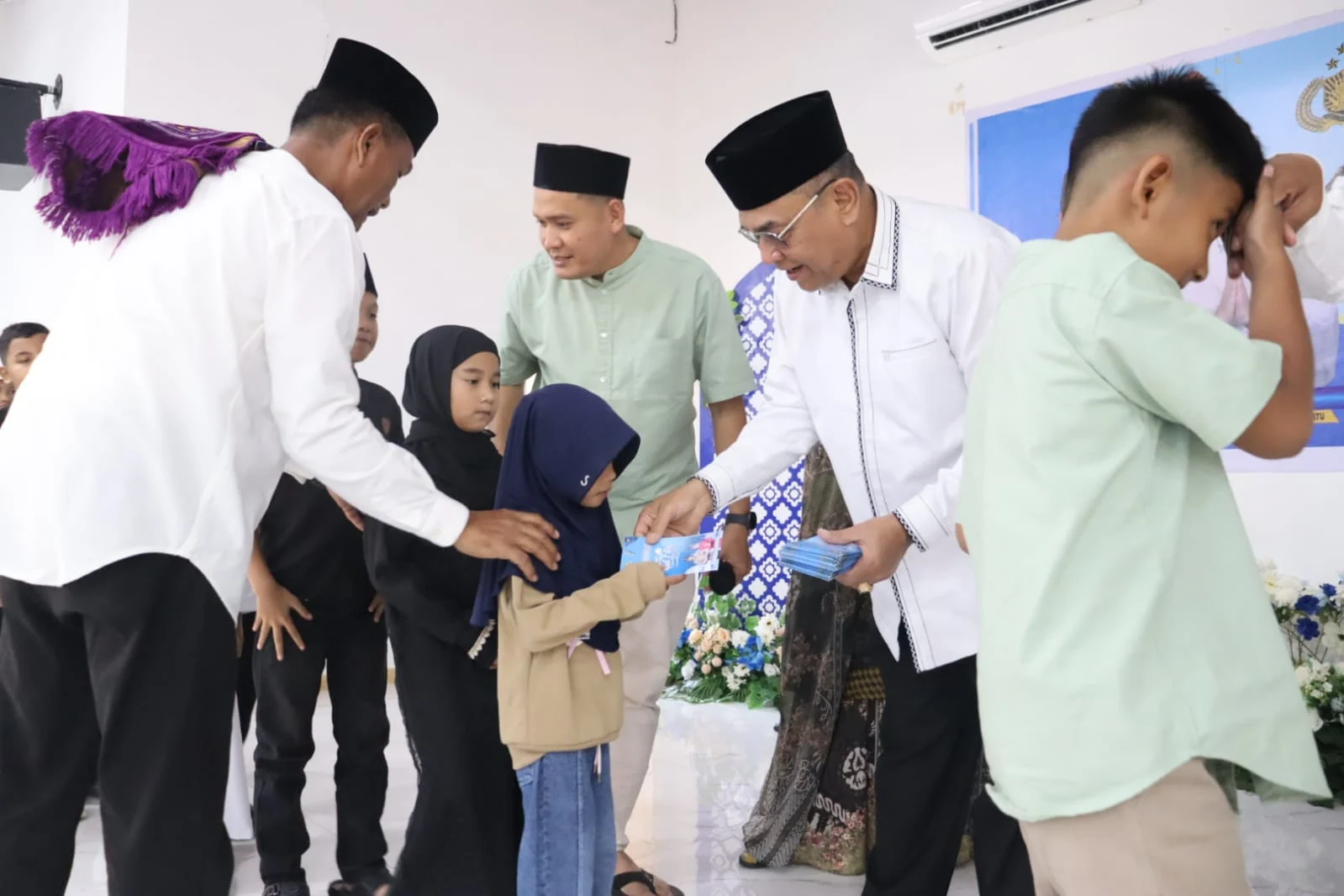 Hangatnya Kebersamaan,,Mapolres Kabupaten  Labuhanbatu Rayakan Idul Fitri  1447 H, Bersama Masyarakat
