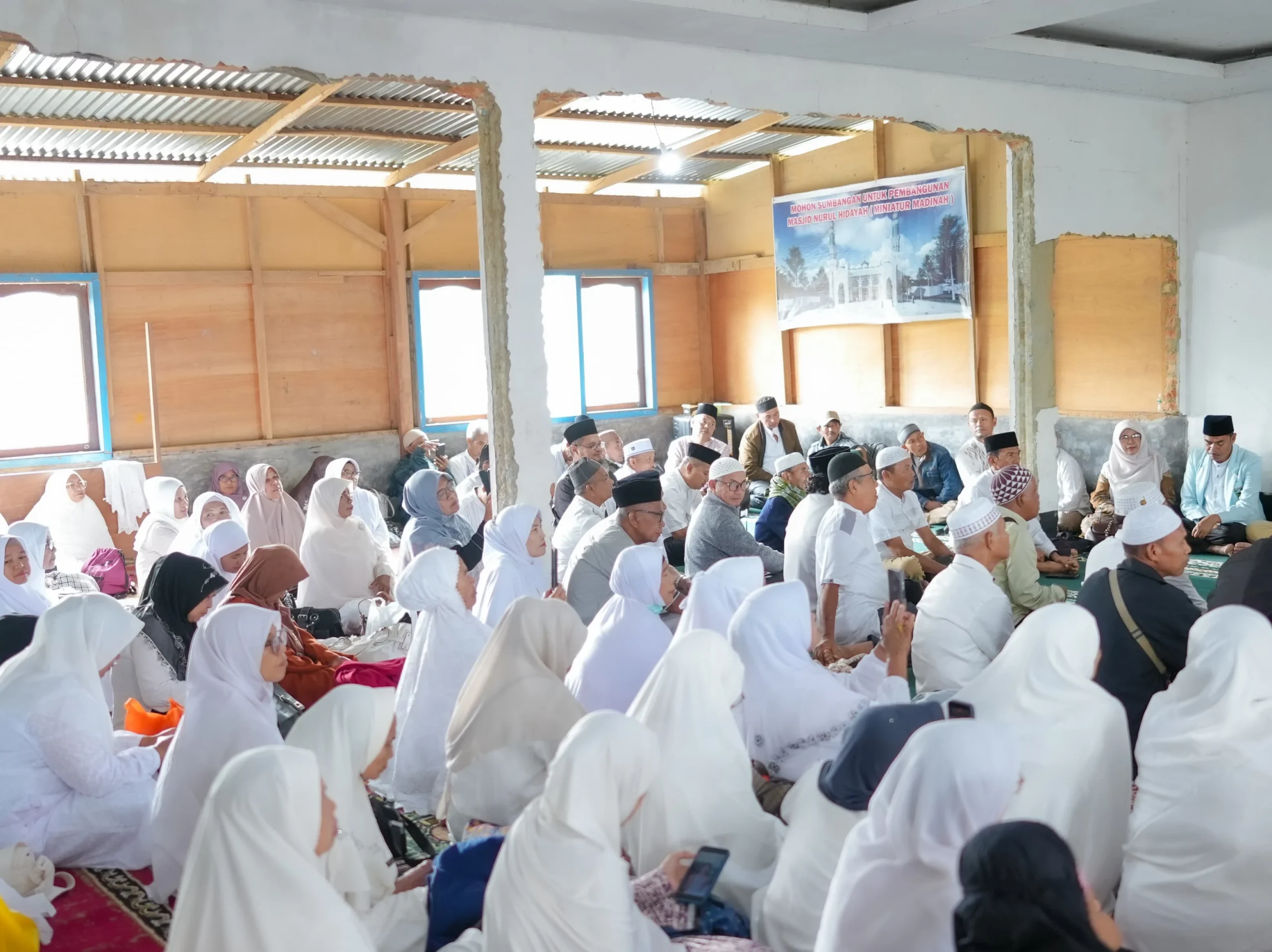 Bupati Solok  Bersilaturahmi Bersama Petugas Haji dan Calon Jamaah Haji Kabupaten Solok Tahun 2026
