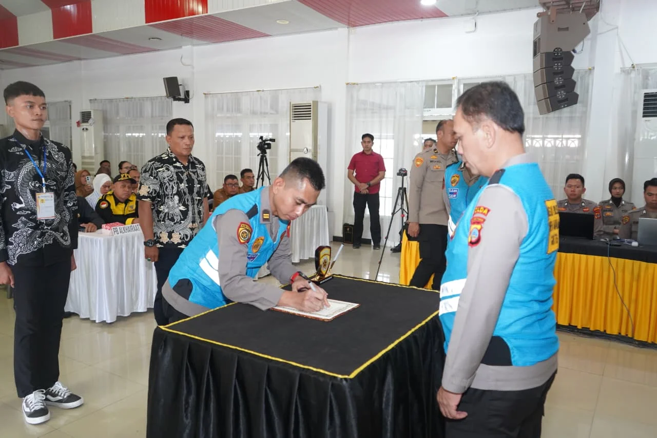 *Kapolda Sulteng Pimpin Penandatanganan Pakta Integritas Rekrutmen Polri 2026, Tegaskan Prinsip Bersih dan Transparan*
