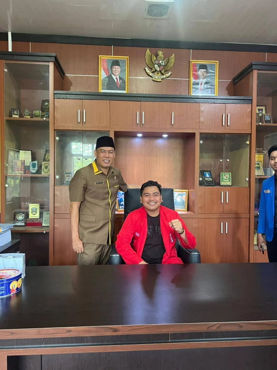 Pertemuan Praktisi hukum Juga Adek2 Dari Okp Di Gedung DPRD Musi Rawas Memberikan Indukasi Hukum

