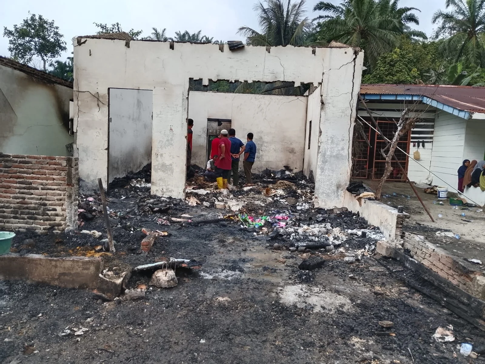 Keluarga Besar RBC Peduli Sesama Warga Terdampak Musibah Kebakaran Didesa Tanjung Medan Bilah Barat..
