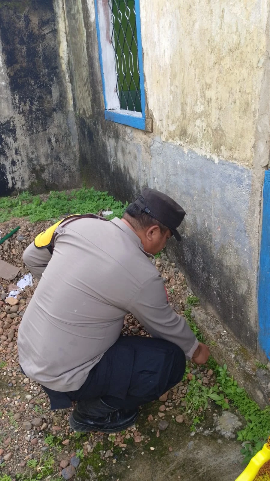 Dalam Kegiatan Bersinergitas Bersama Kapolres/kapolsek Muara kelingi Mengajak kegitan Belida Bersama Dalam menjaga Kebersihan lingkungan ibadah 