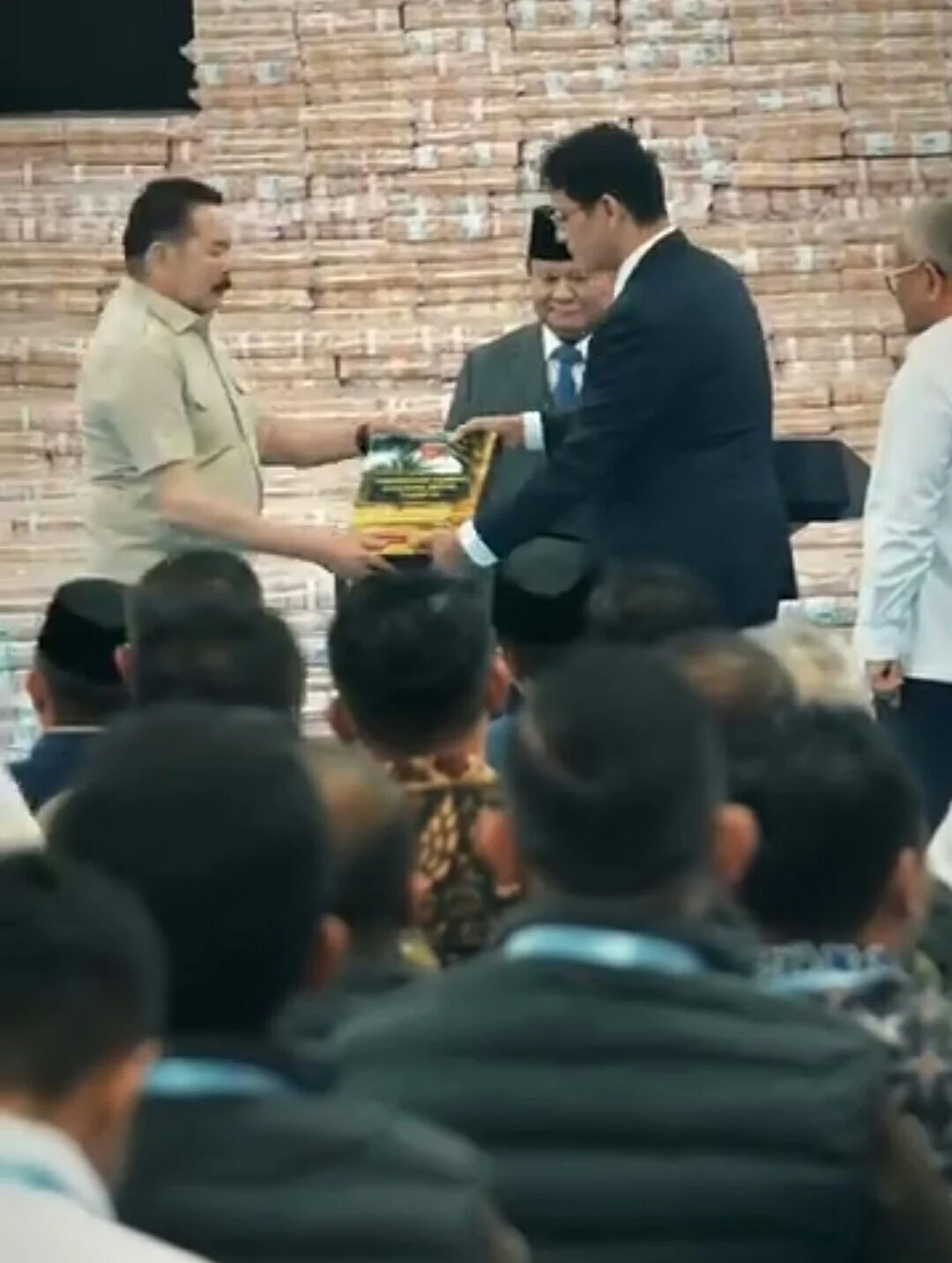 Penyerahan Hasil Sitaan Uang Negara Sebesar 11,4 Triliun Oleh Kejagung Kepada Negara
