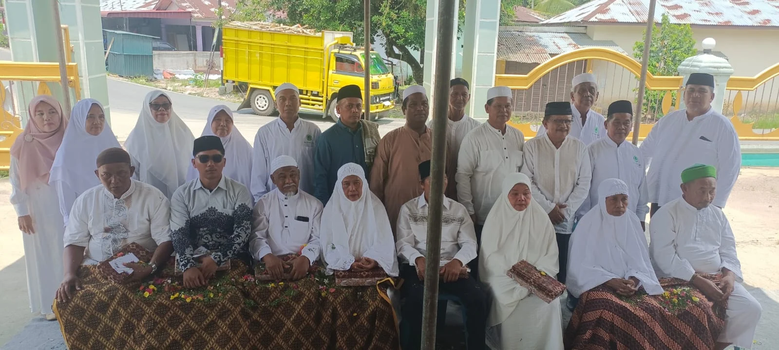 IPHI Sipispis Gelar Silaturahmi dan Tepung Tawar Calon Jemaah Haji 2026 di Masjid Babul Jannah