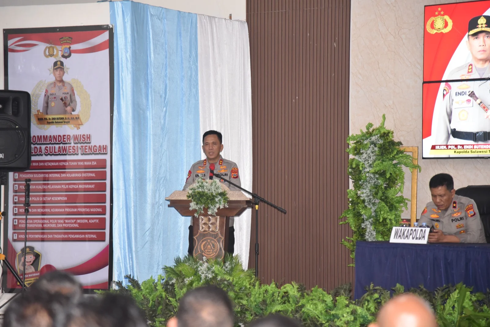 *Kapolda Sulteng Berikan Arahan kepada Personel Polres Morowali Utara dan Brimob Yon C Pelopor*