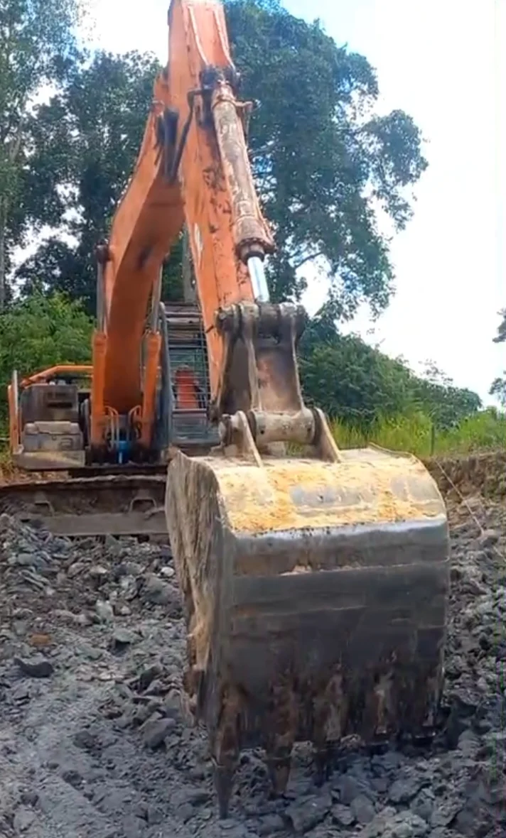 KAB BERAU hari Senin tgl (06/04/2026)ALIANSI 7 ORMAS BERAU GELAR AKSI, TUNTAS PENGGUNAAN MATERIAL BERIZIN DAN TINDAK LANJUT GALIAN C ILEGAL
