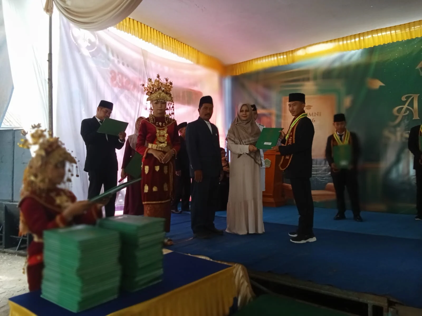 Acara Pelepasan perpisahan anak bangsa.di desa ciptodadi musi rawas sangat ramai dan Antusias berbahagia