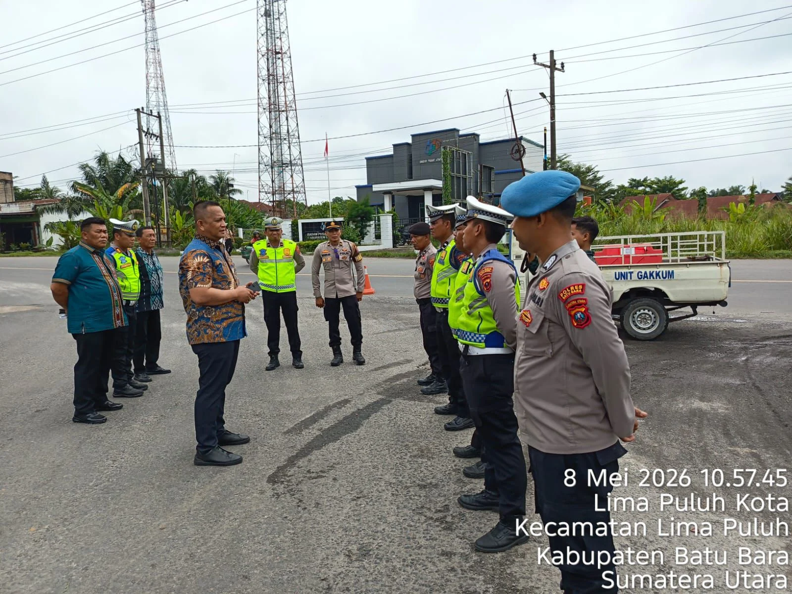 Kapolres Batu Bara Pimpin Simulasi Respon Cepat Layanan 110 untuk Tingkatkan Kesiapsiagaan Personel,
