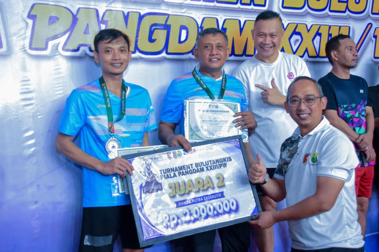 *Penuh Sportivitas dan Semangat Juang, Turnamen Bulutangkis Piala Pangdam XXIII/PW 2026 Resmi Ditutup*