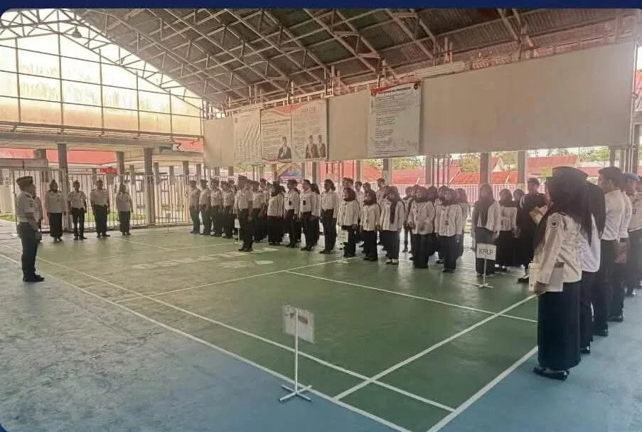 Kalapas Solok Pimpin Langsung Apel Gabungan Awal Pekan, Tekankan Disiplin dan Kekompakan Pegawai
