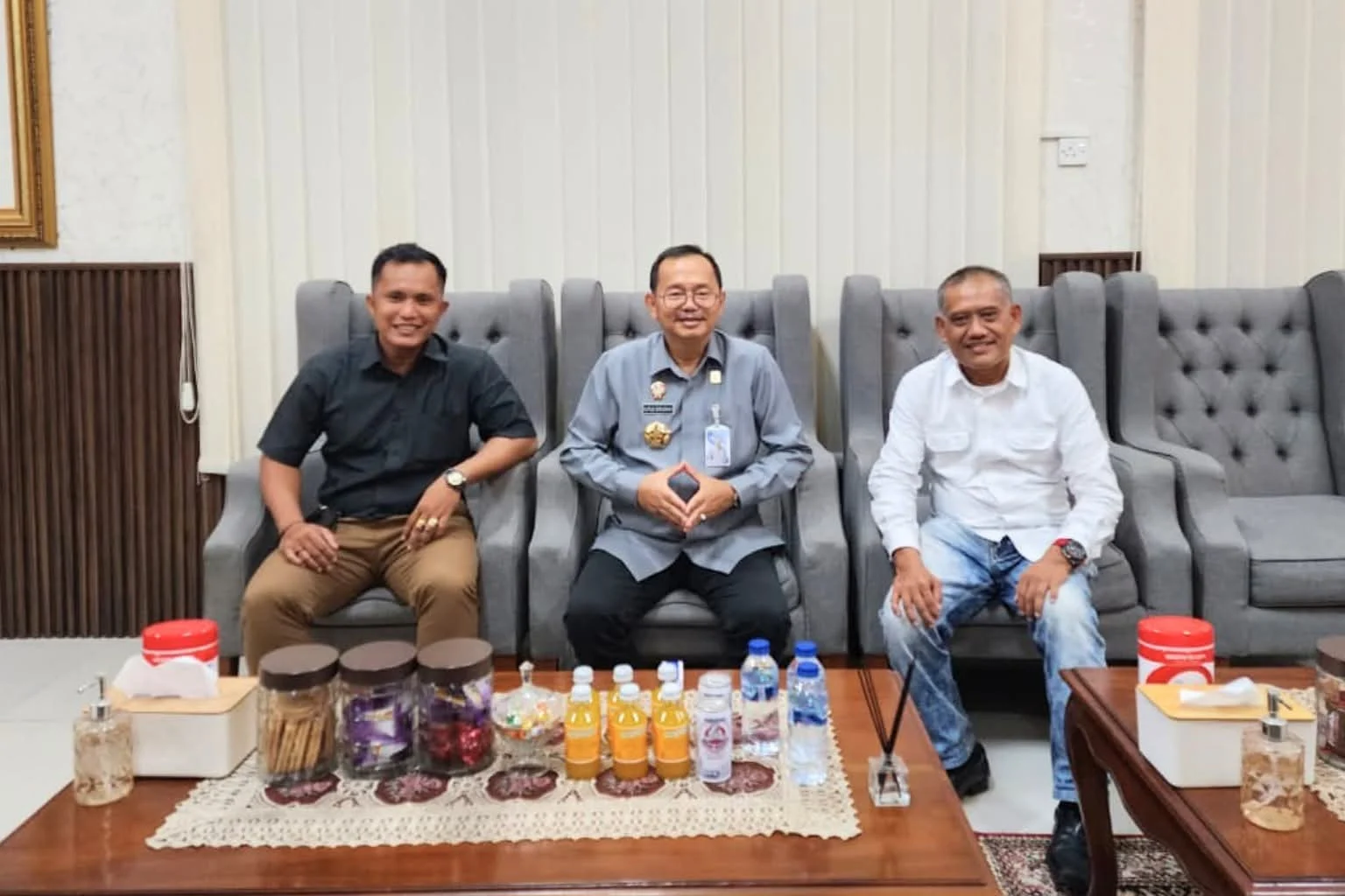 Perkuat Kearifan Lokal, Kemenkum Sumbar Gandeng LAKAM Dan LBH Sidik Jari
