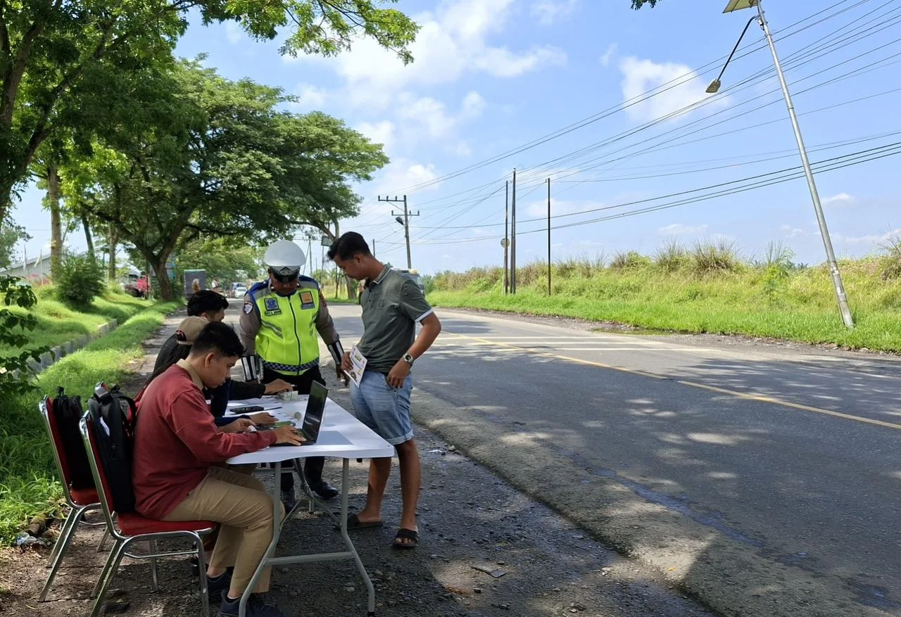 Satlantas Polres Batu Bara Gelar Operasi Gabungan SADAR Pajak Kendaraan Bermotor Bersama Instansi Terkait
