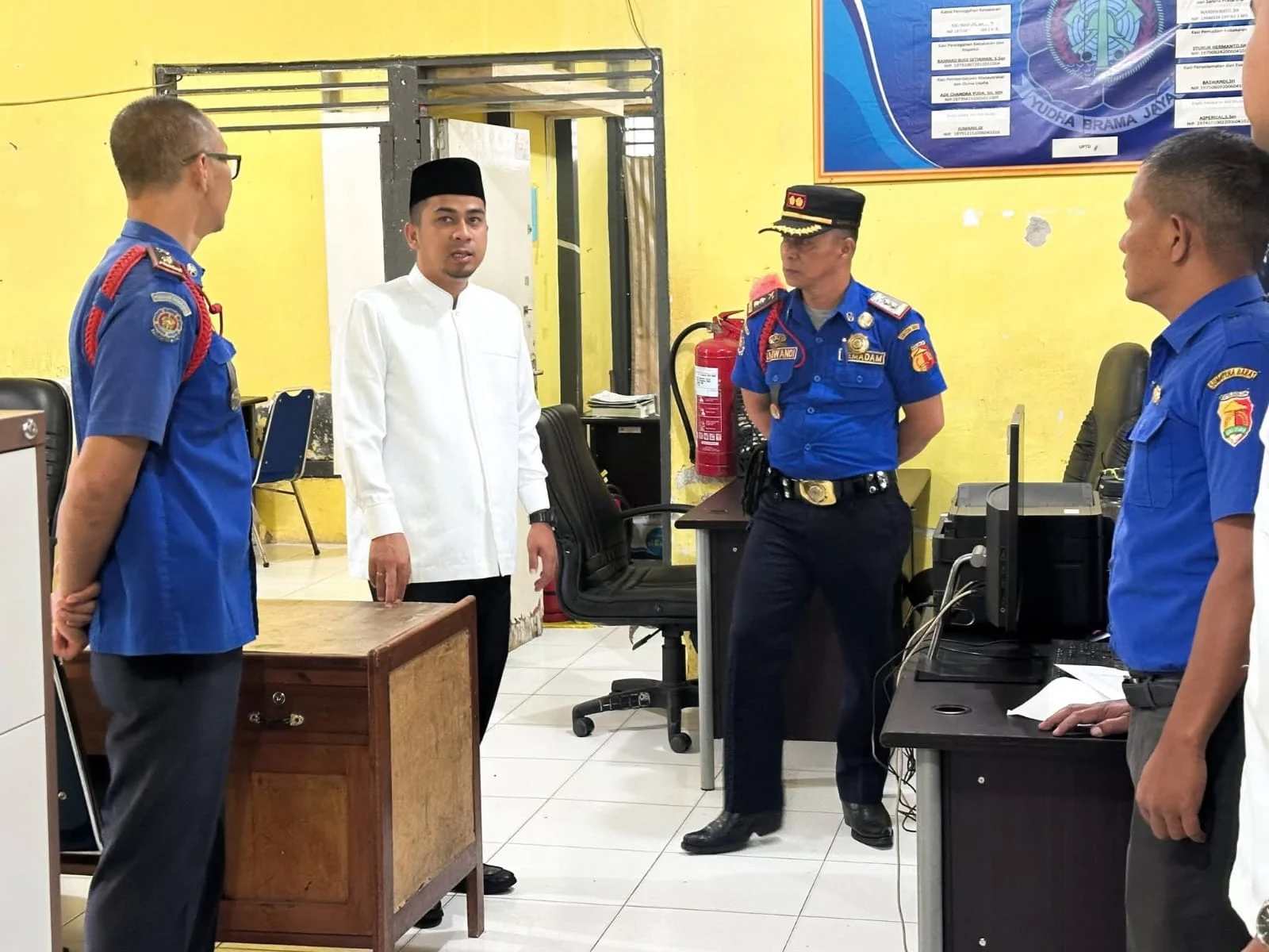 Wako Ramadhani Tinjau Kesiapan Petugas Pemadam Kebakaran Kota Solok