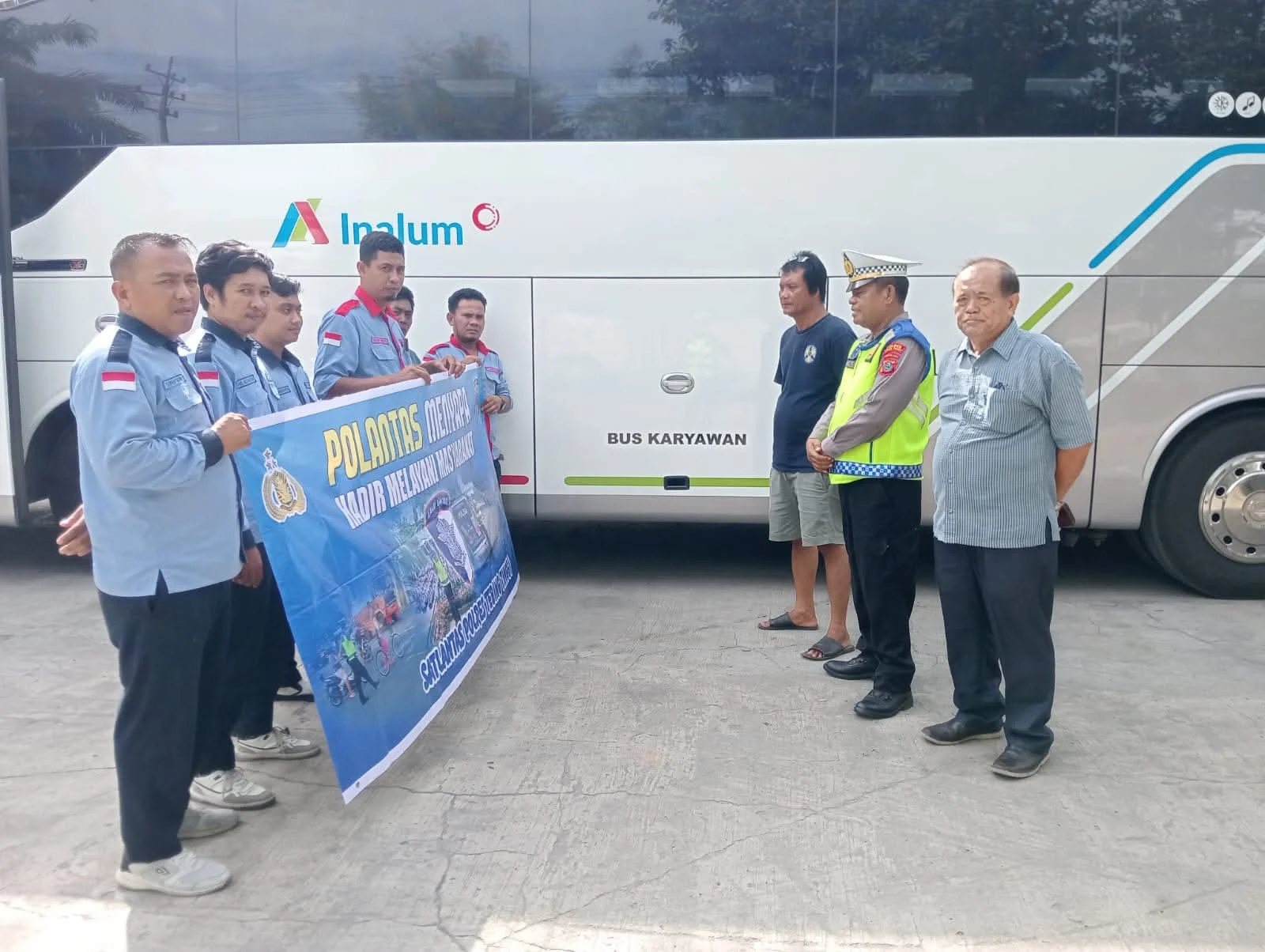 Tingkatkan Kesadaran Berlalulintas, Sat Lantas Polres Tebing Tinggi Binluh dan 