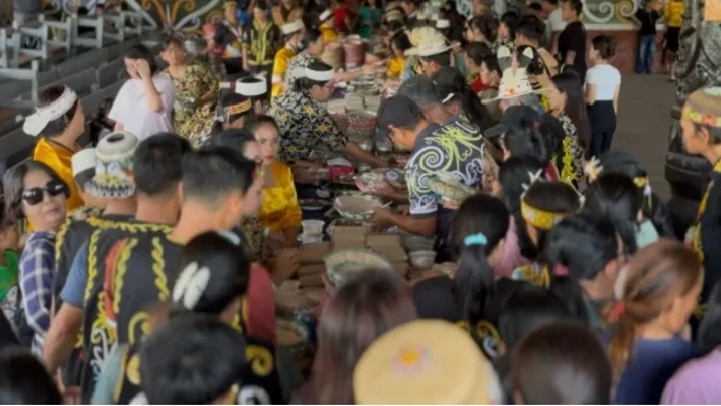 Masyarakat Adat Dayak Kenyah Lepoq di Kampung Tepian Buah, Kecamatan Segah, Kabupaten Berau, kembali menggelar tradisi tahunan Uman Undat,